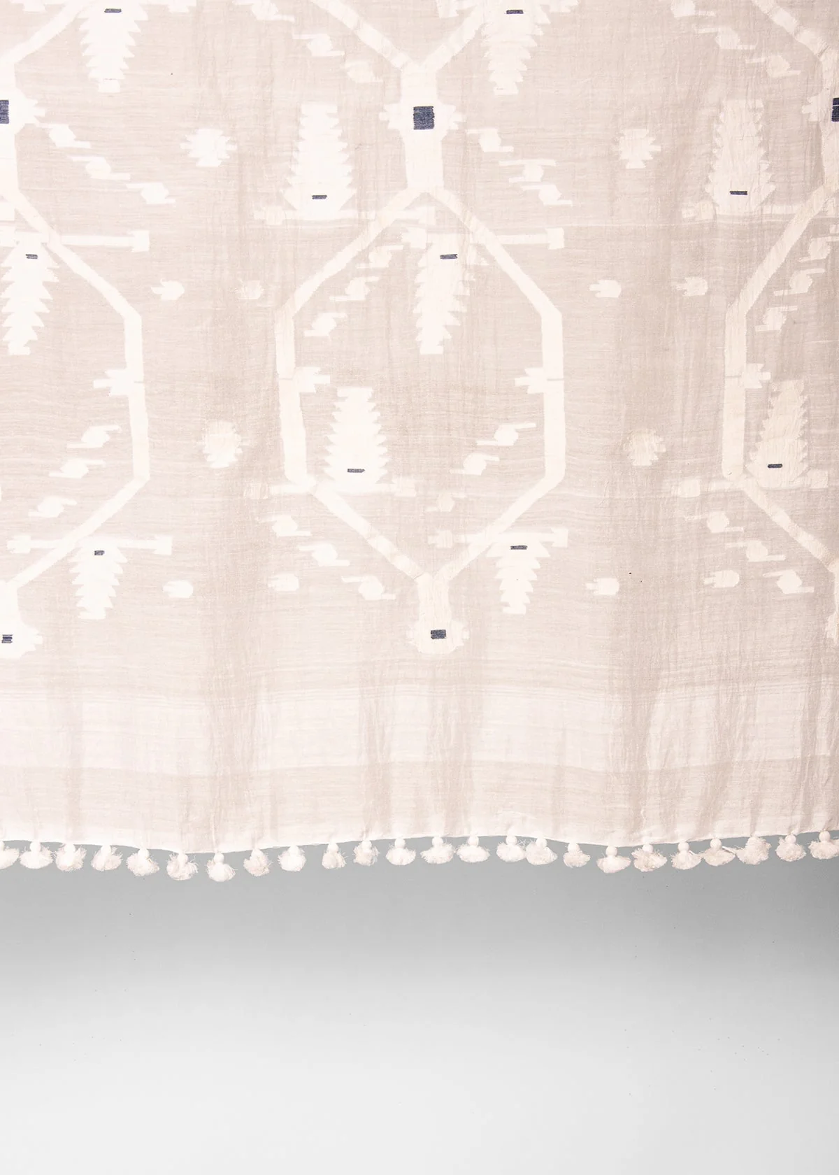 Dupatta Amrita Jamdani - White - Image 10