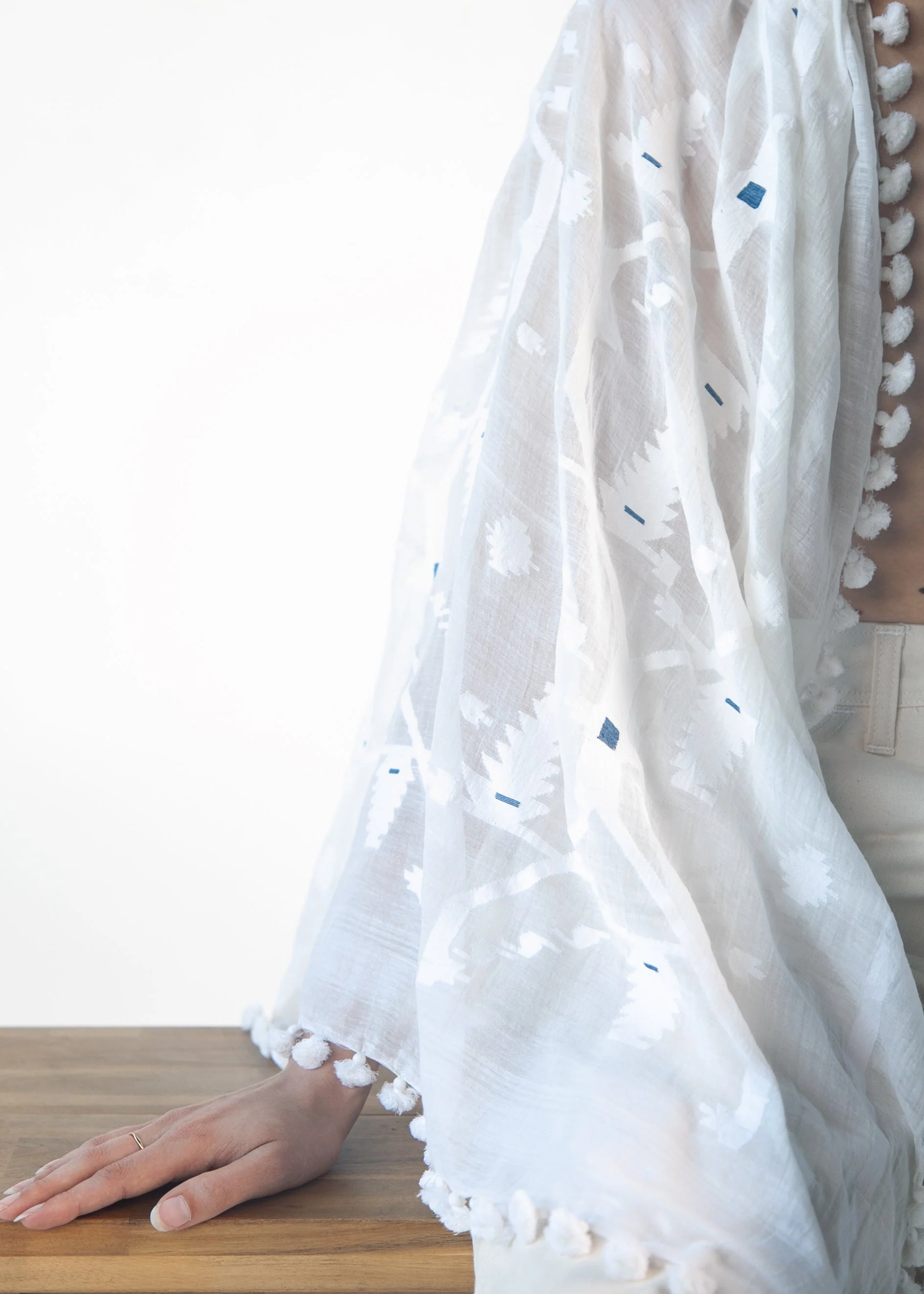 Dupatta Amrita Jamdani - White - Image 4