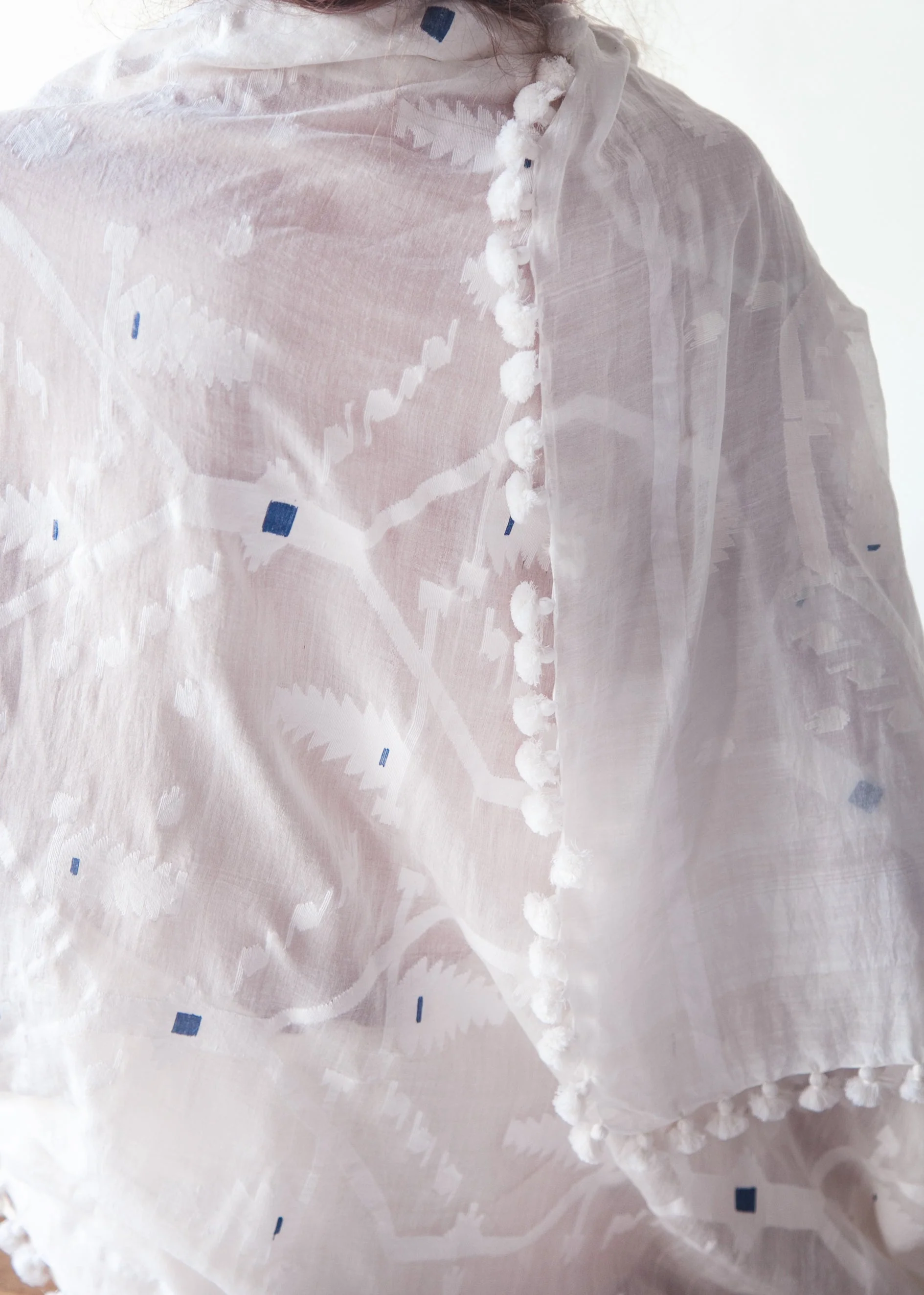 Dupatta Amrita Jamdani - White - Image 8