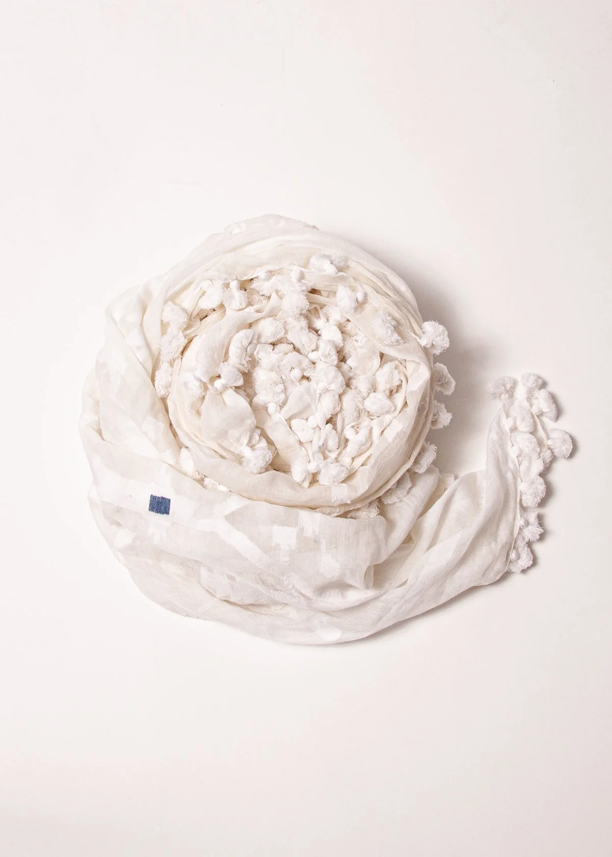 Dupatta Amrita Jamdani - White - Image 9