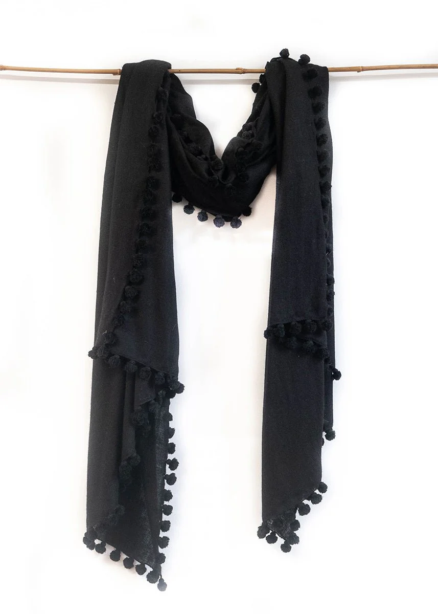 Dupatta Noor Shawl, Black - Image 4