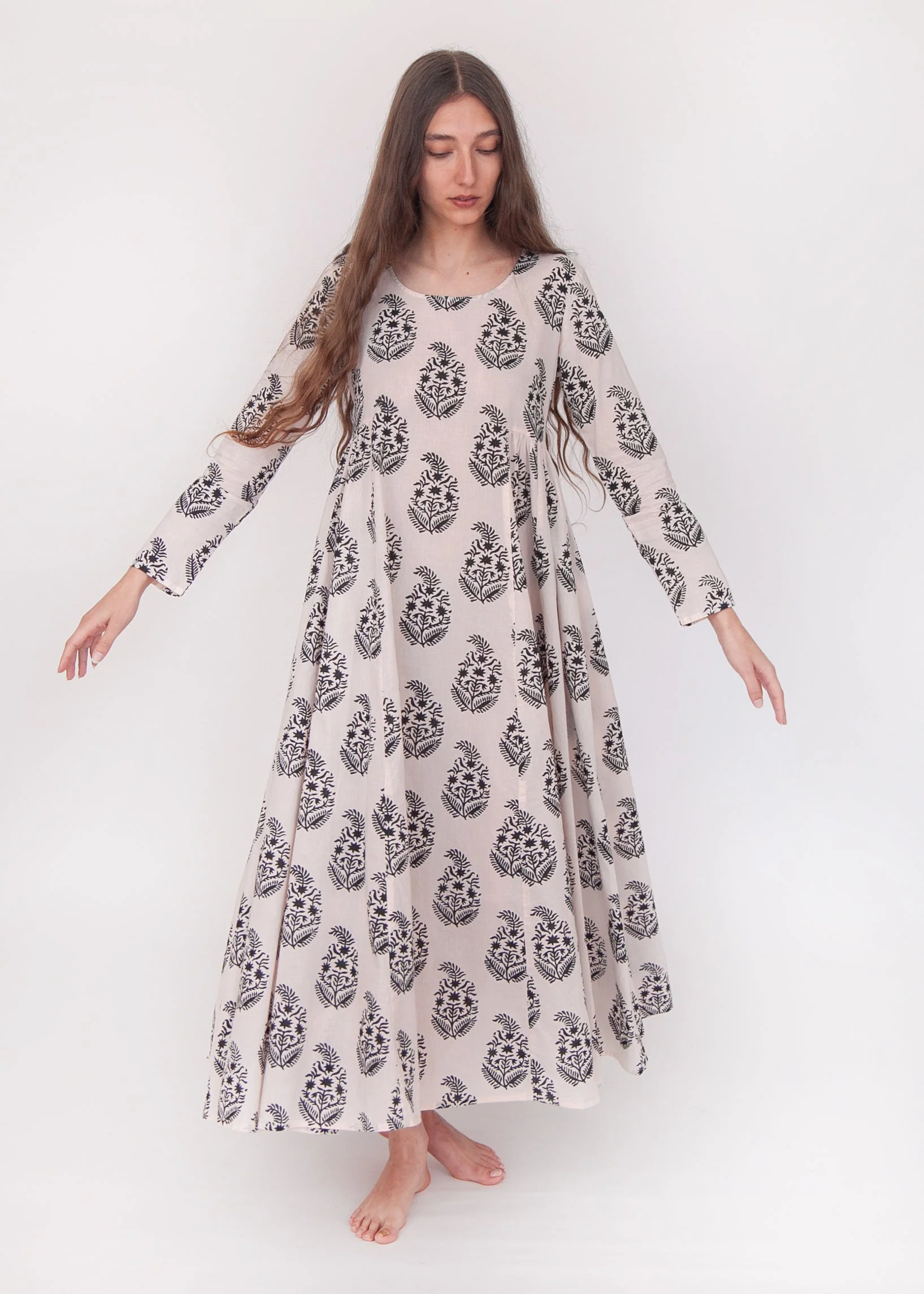 Moksha Himali Dress - Nero - Image 6